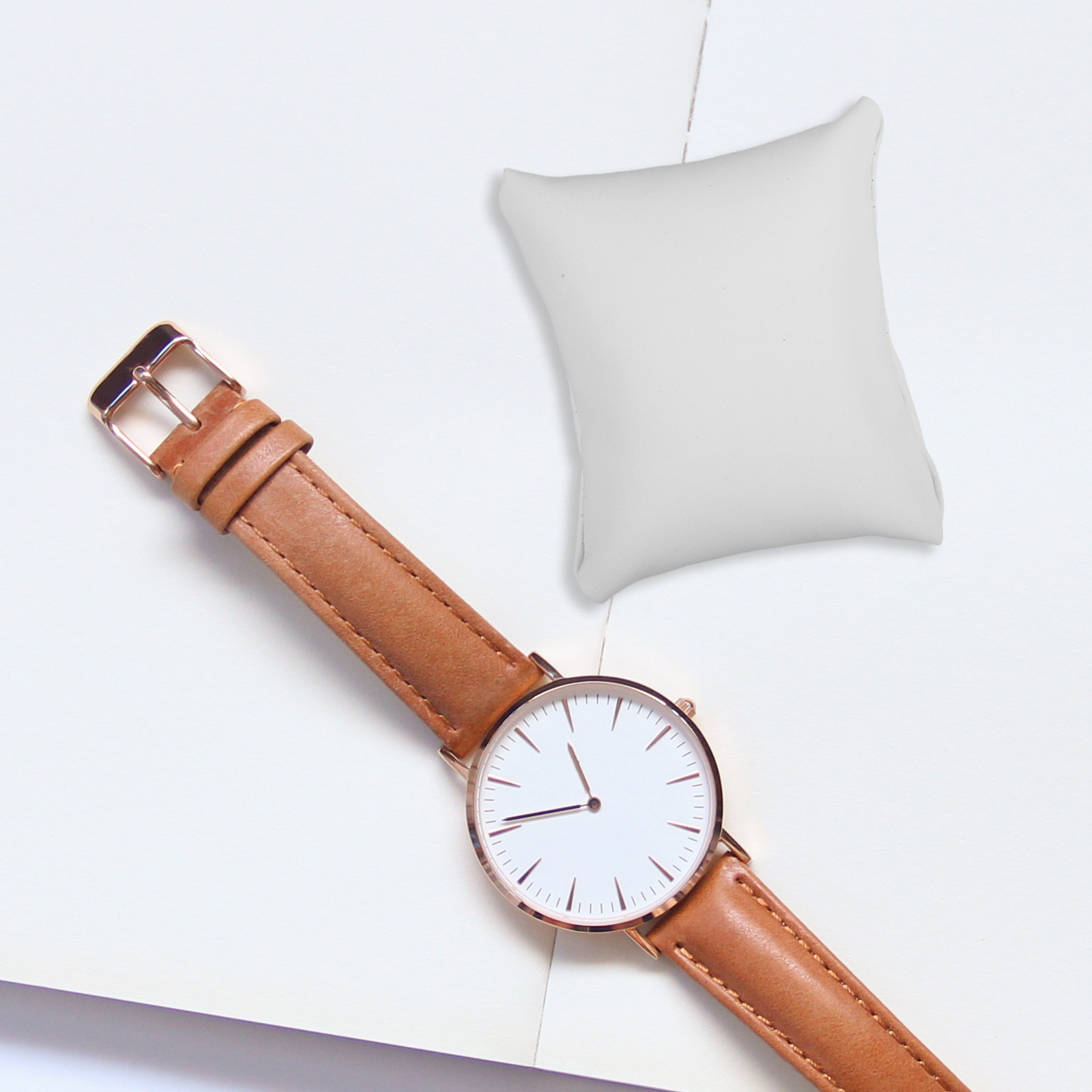 6Pcs Watch Pillow Set PU Watch - Jewelry Watches & Accessories avis et prix
