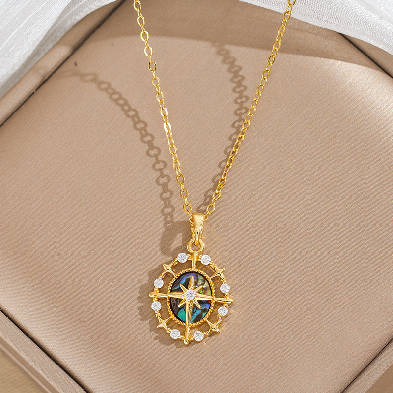 French luxury North Star penda - Necklace Pendant avis et prix